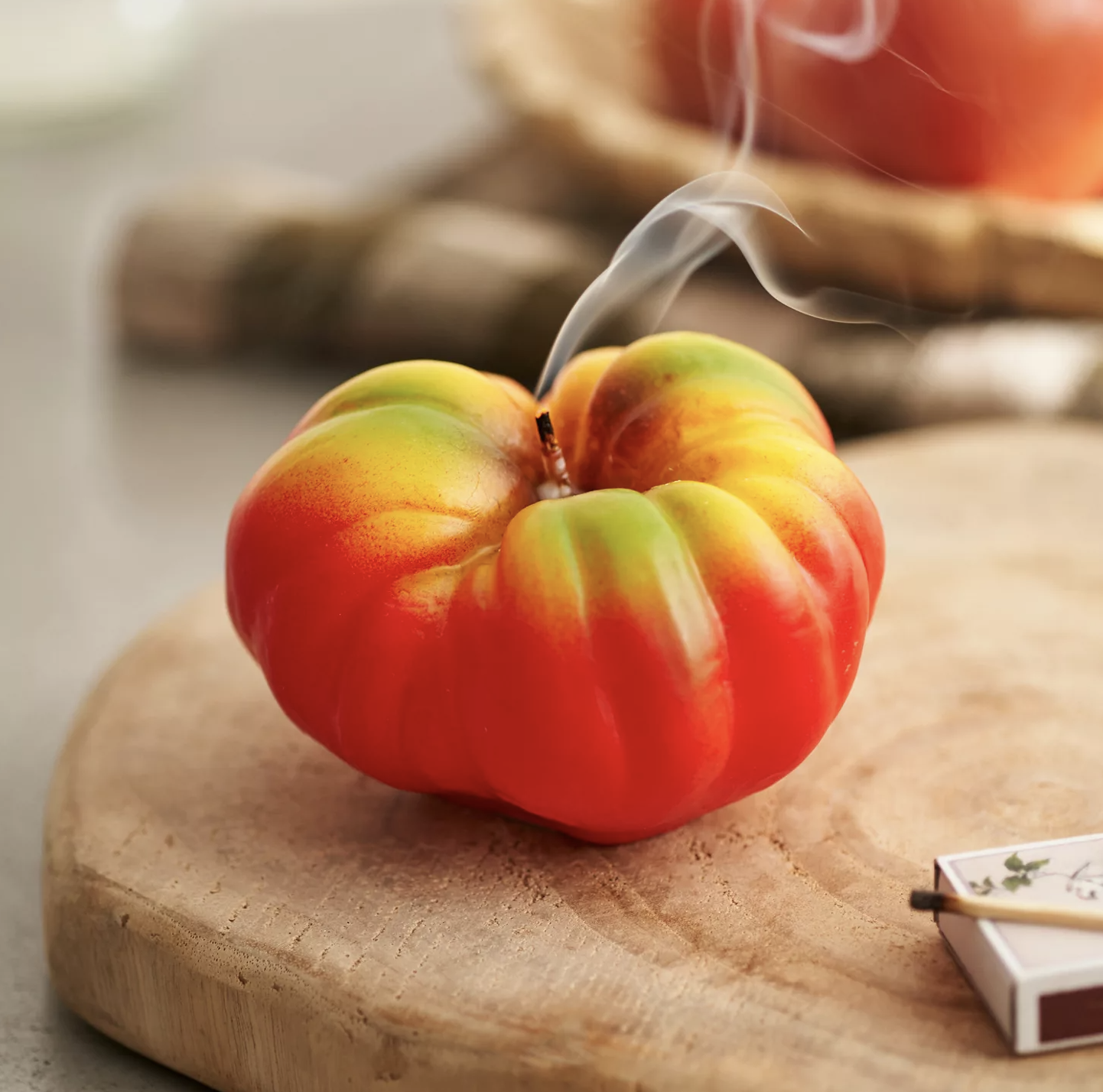tomato candle