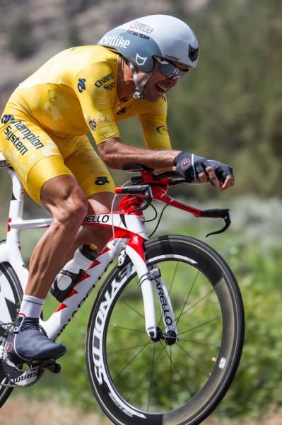 Francisco Mancebo (Competitive Cyclist) heads back to the finish.