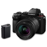 Panasonic Lumix S5 + objectif Lumix S Pro 20-60mm f/3,5-5,6|-24%|1649€ (au lieu de 2179€)