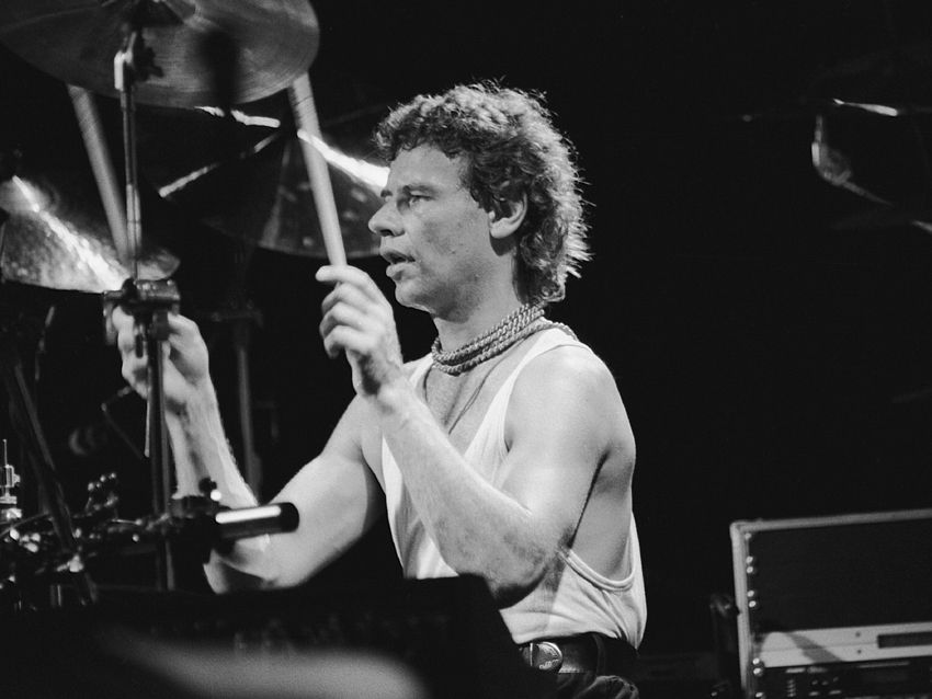 Bill bruford фото