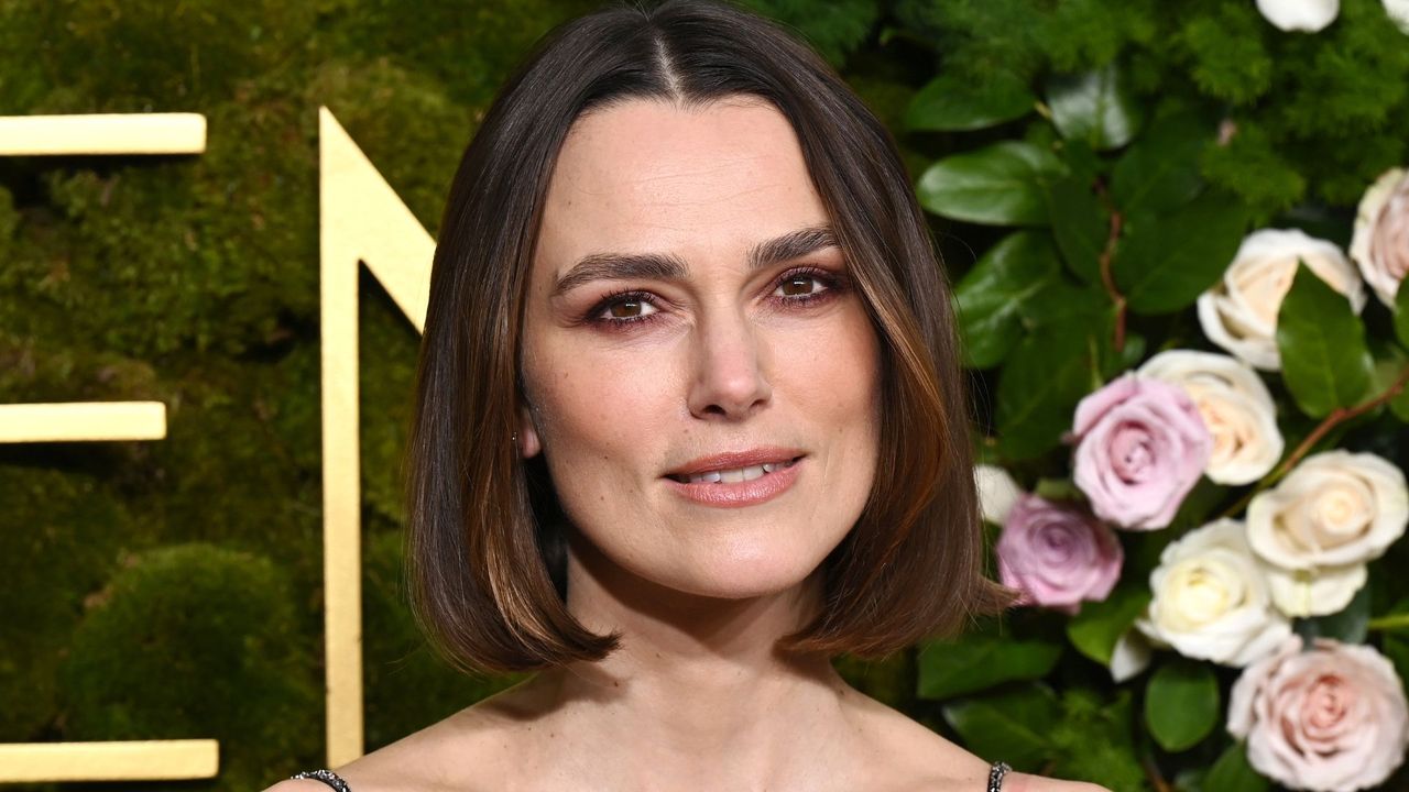 Keira Knightley at the 2025 Golden Globes 