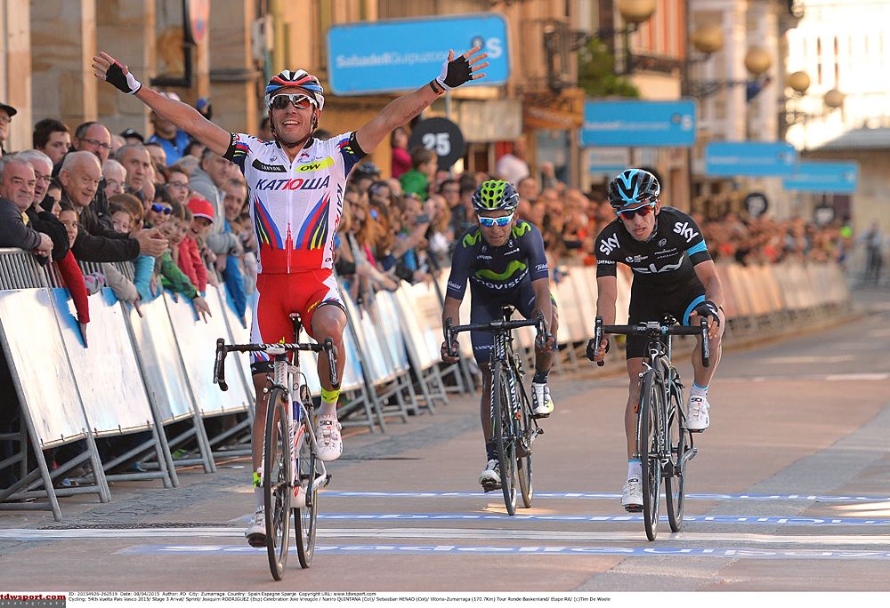 Joaquim Rodriguez (Katusha) wins stage 3