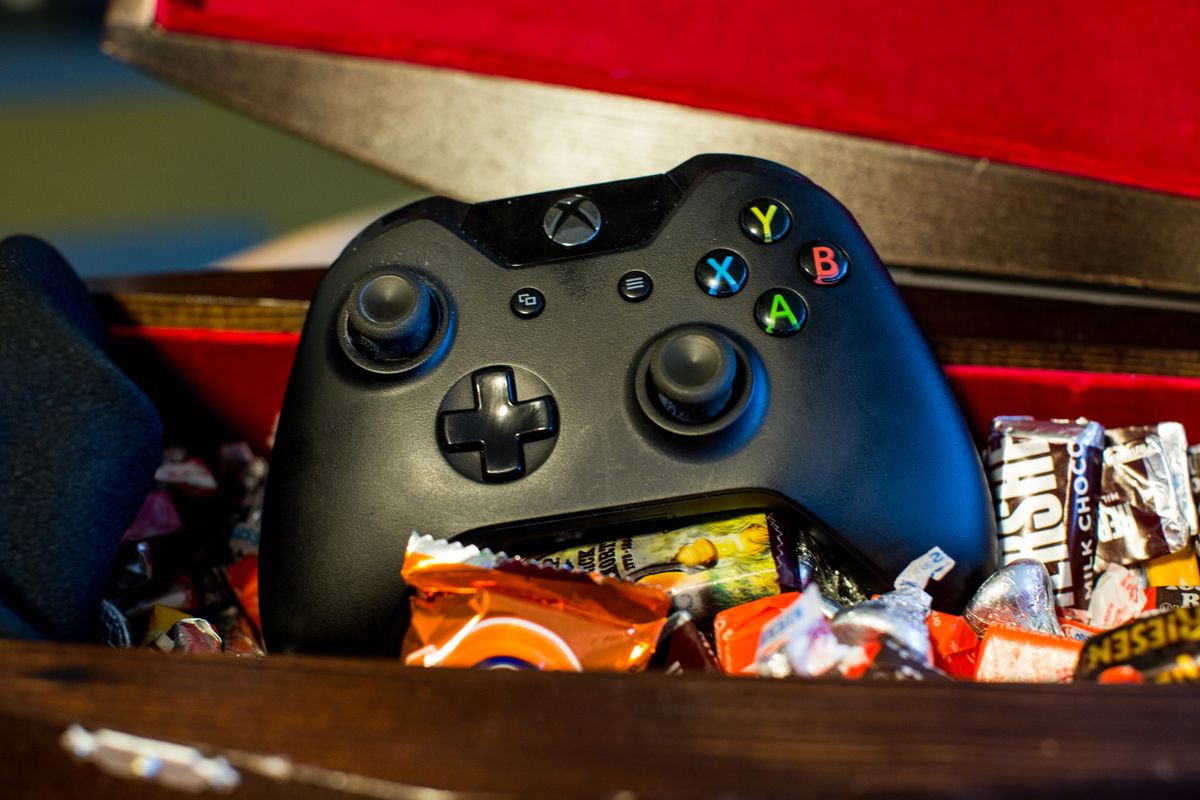 Xbox One controller vs. DualShock 4 which is better for PC gaming