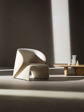 Milan Design Week B&B Italia Narinari armchair in white