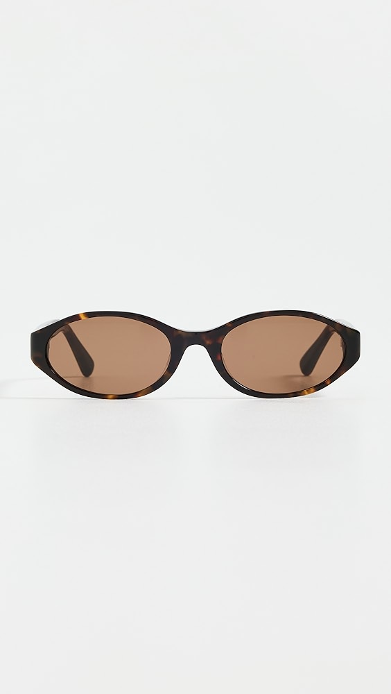Quay Aura Points Sunglasses