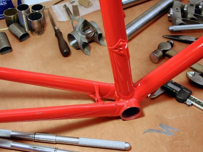 Each frame will have the same red paint job and will be numbered. We believe there will be only one frame size available, what this is remains unknown