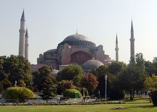 Famous buildings: Hagia Sophia in Istanbul