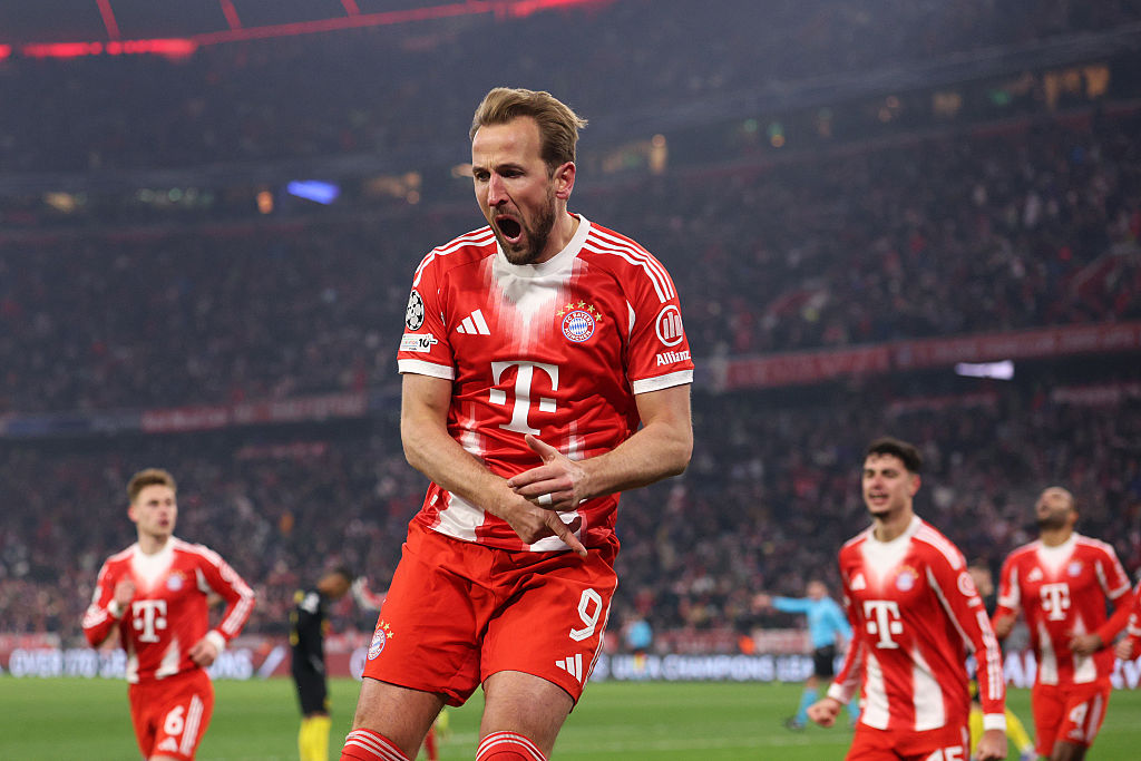 Harry Kane of FC Bayern Munich celebrates scoring his team's first goal during the UEFA Champions League 2025/26 League Phase MD7 match between FC Bayern München and R. Union Saint-Gilloise at Football Arena Munich on January 21, 2026 in Munich, Germany.