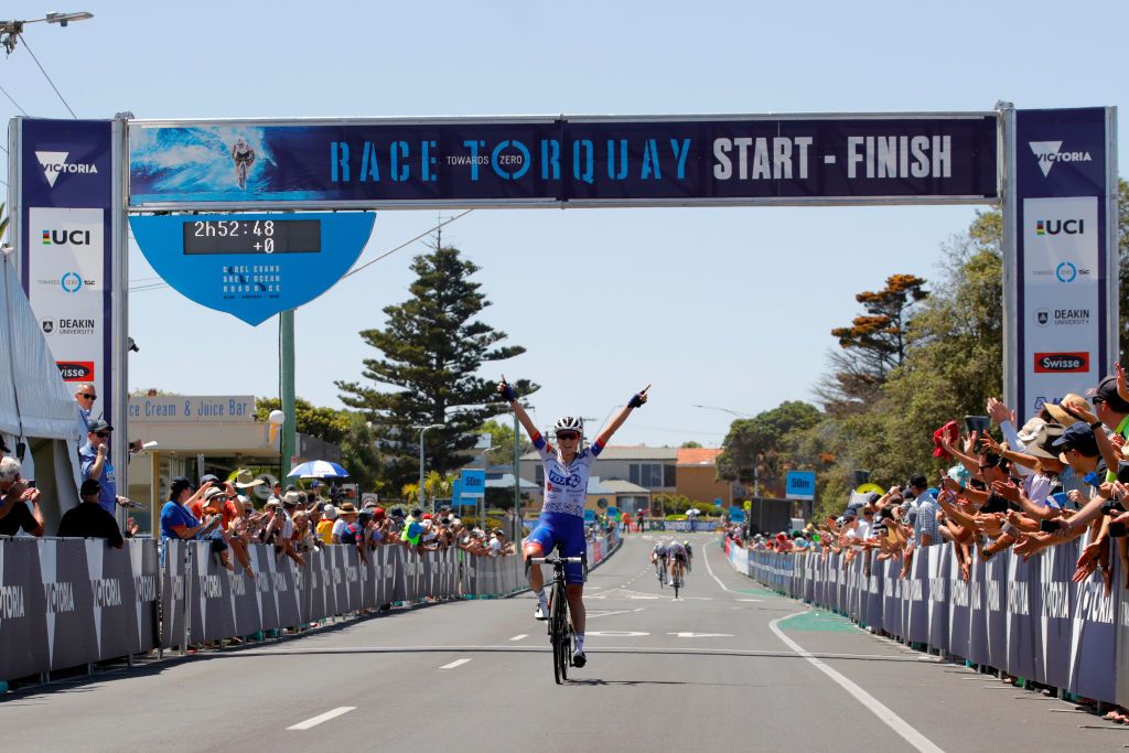 Brodie Chapman (FDJ Nouvelle-Aquitaine Futuroscope) wins the 2020 Race Torquay
