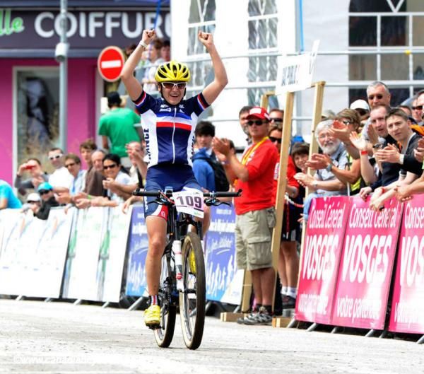 Perrine Clauzel (France) wins the junior women's cross country in La Bresse, France