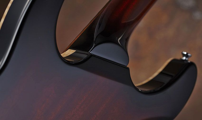 ￼￼The neck's thin satin finish and C profile make the Hollywood a pleasure to play