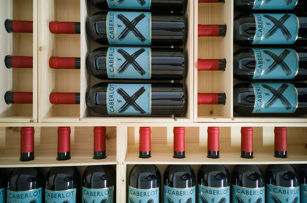 Podere Il Carnasciale Il Caberlot wine bottles