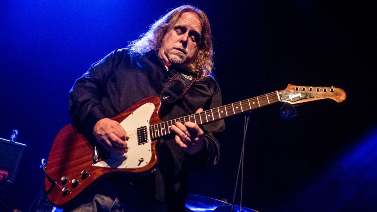 5 minutes alone Warren Haynes MusicRadar