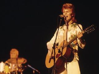 David Bowie: relive and remix his Golden Years.