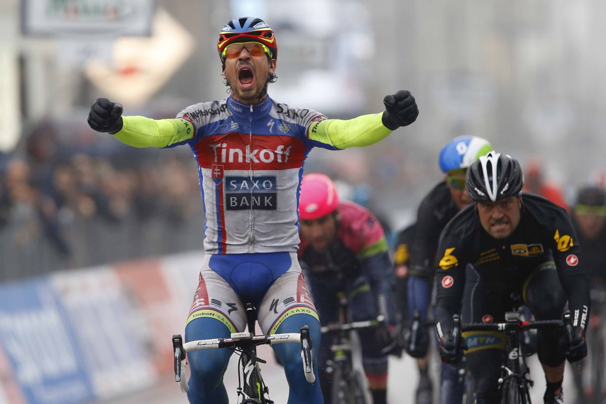 Peter Sagan (Tinkoff-Saxo) wins in Porto Sant'Elpidio.