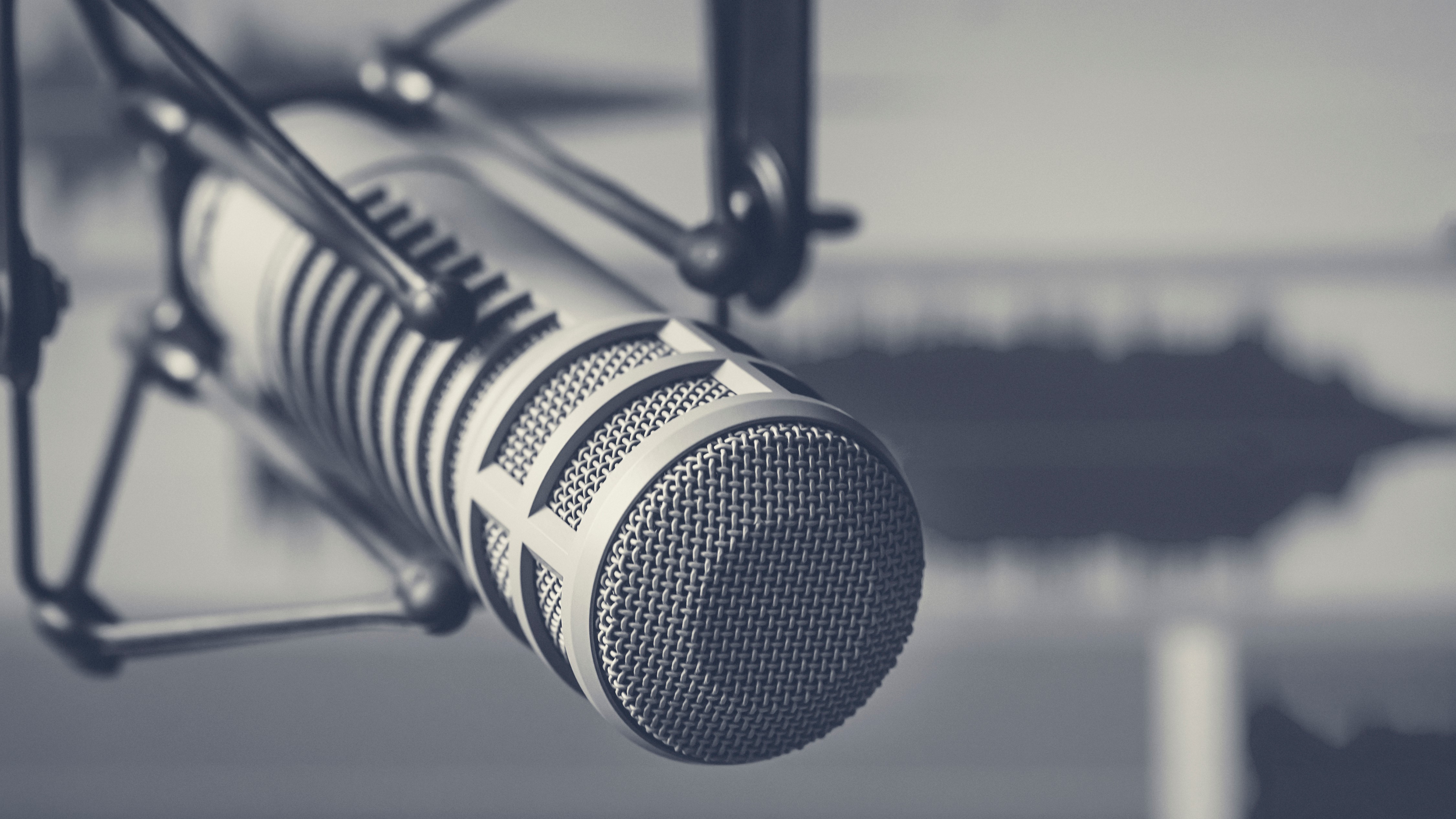 Pengaturan mikrofon untuk podcast