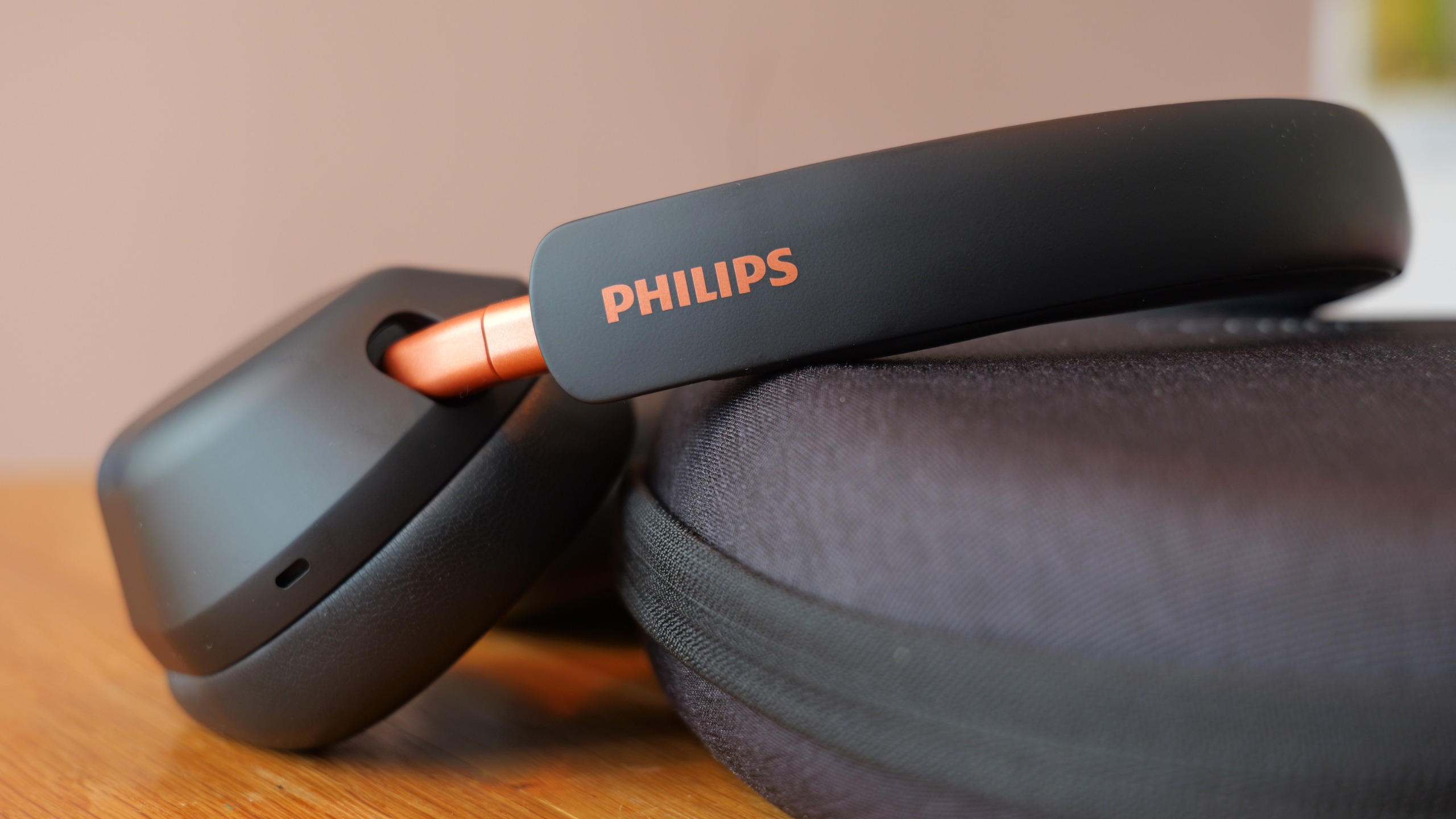 Philips Fidelio L5 headphones review