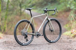 Stinner Refugio Select gravel bike