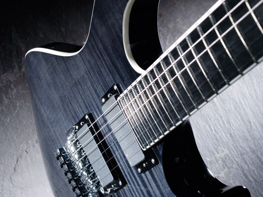 The most jaw-breaking, sustain-packed, brick-wall tone that Smith has ever put his name to.