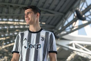Juventus home shirt 2022/23