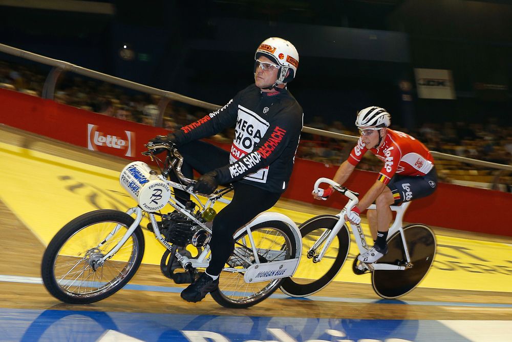 Jasper De Buyst behind a derny at Gent Six