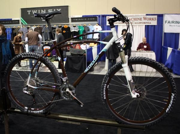 Retrotec builder Curtis Inglis brought along this classically-style hardtail.