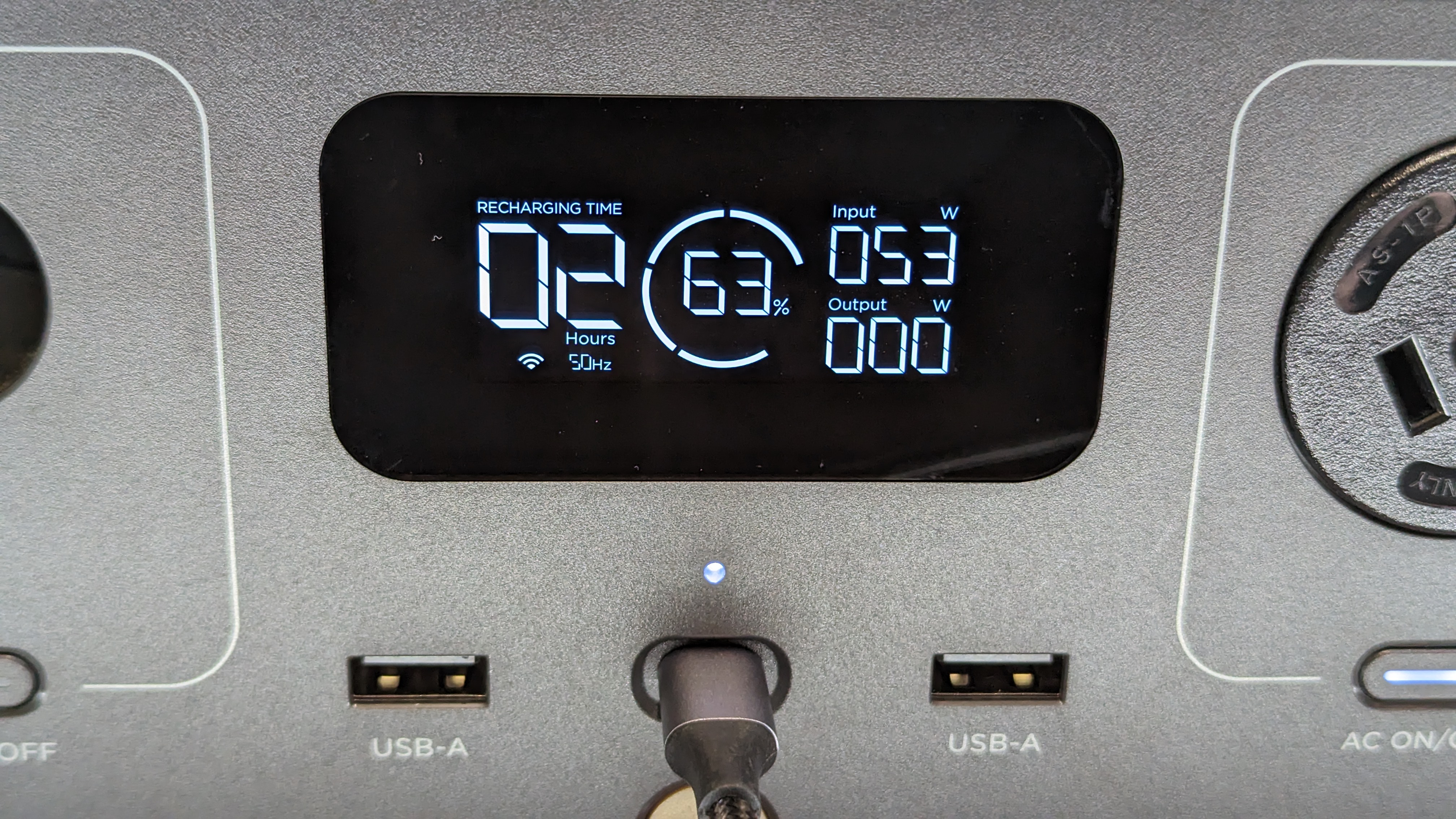 Display panel on the EcoFlow River 2 portable power station
