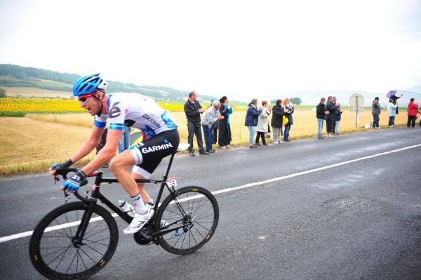 Ryder Hesjedal (Garmin-Cervelo) avoided the crashes.