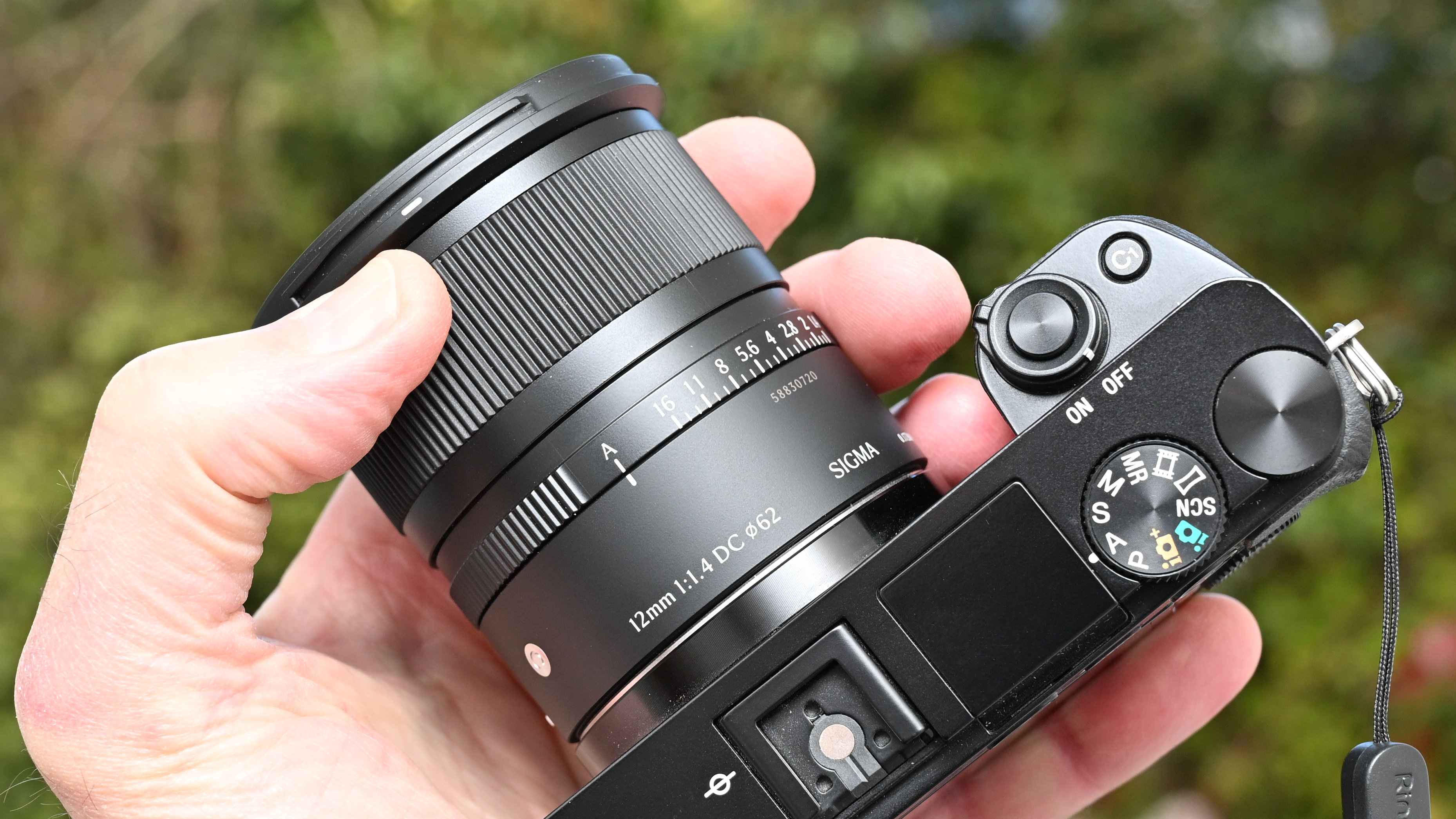 Sigma 12mm f/1.4 DC | C product shot