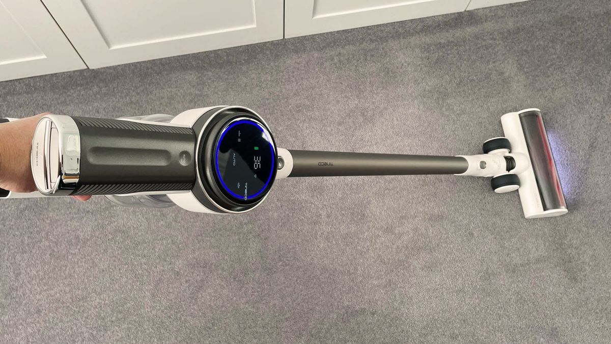 Tineco Pure One S12 Pro EX being tested
