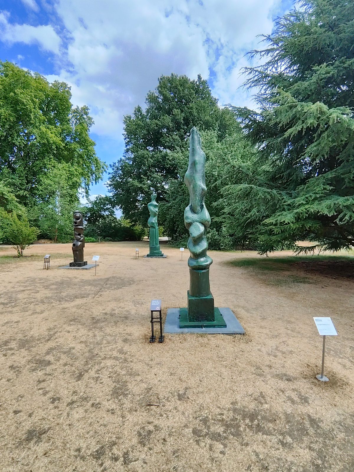 Sample image taken at Kew Gardens using the Rokid AI Glasses Style