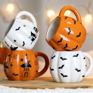 Halloween pumpkin mugs