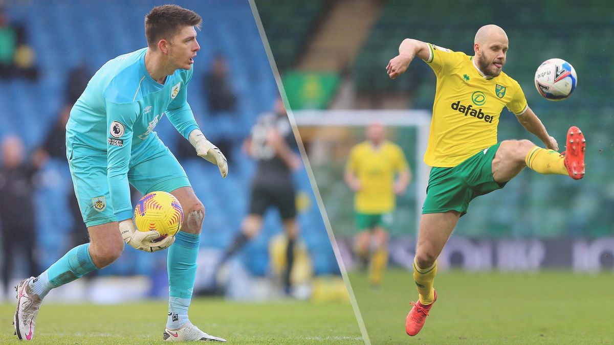 Nick Pope of Burnley and Teemu Pukki of Norwich City 