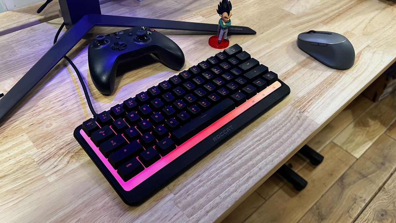 Roccat Magma Mini keyboard on desk.