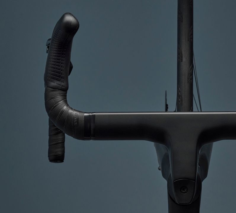 A Campagnolo Super Record 13 shifter