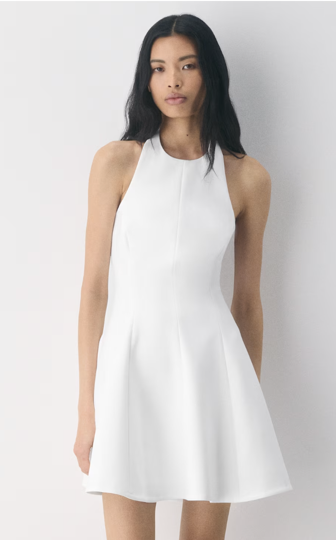 Aritzia ,