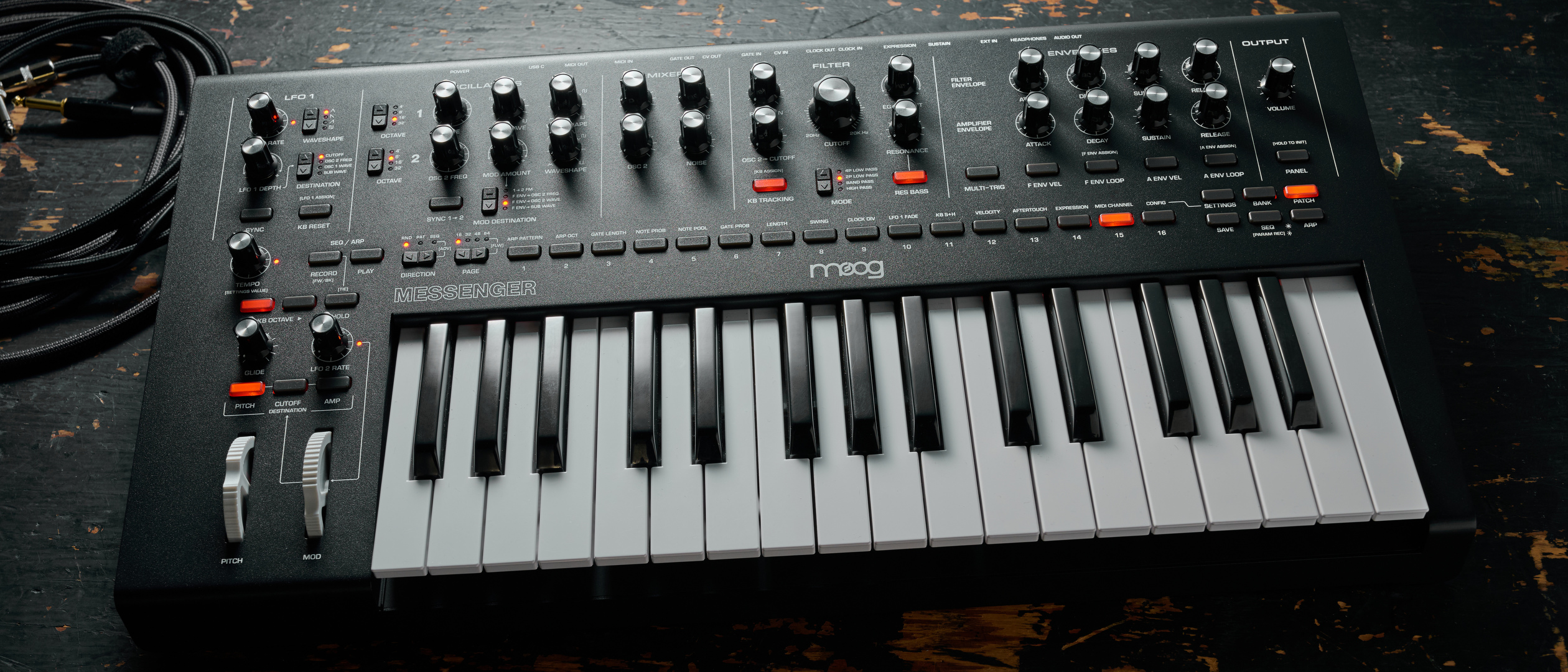 Moog Messenger