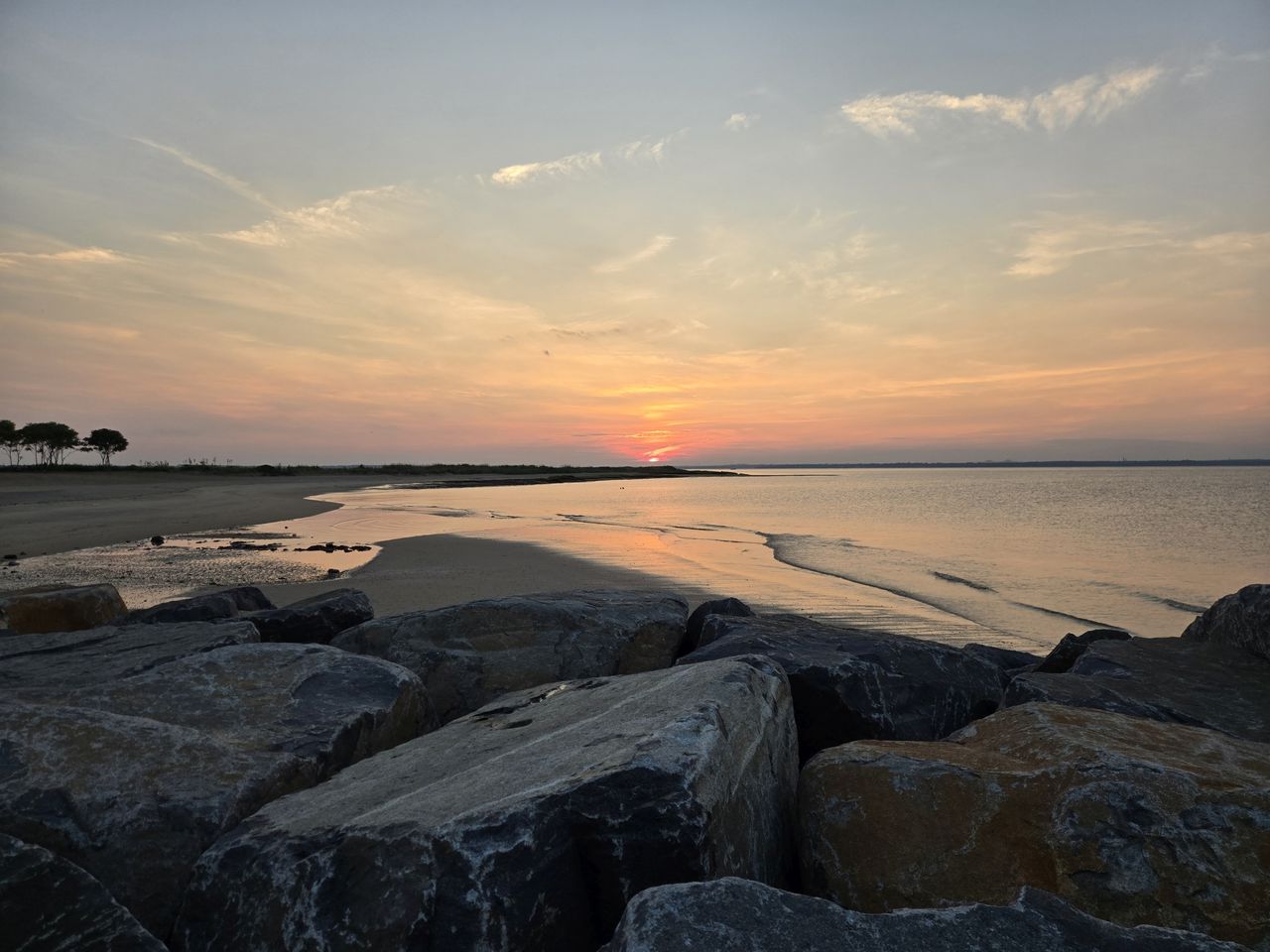 Motorola Razr Plus 2024 dynamic range sample.