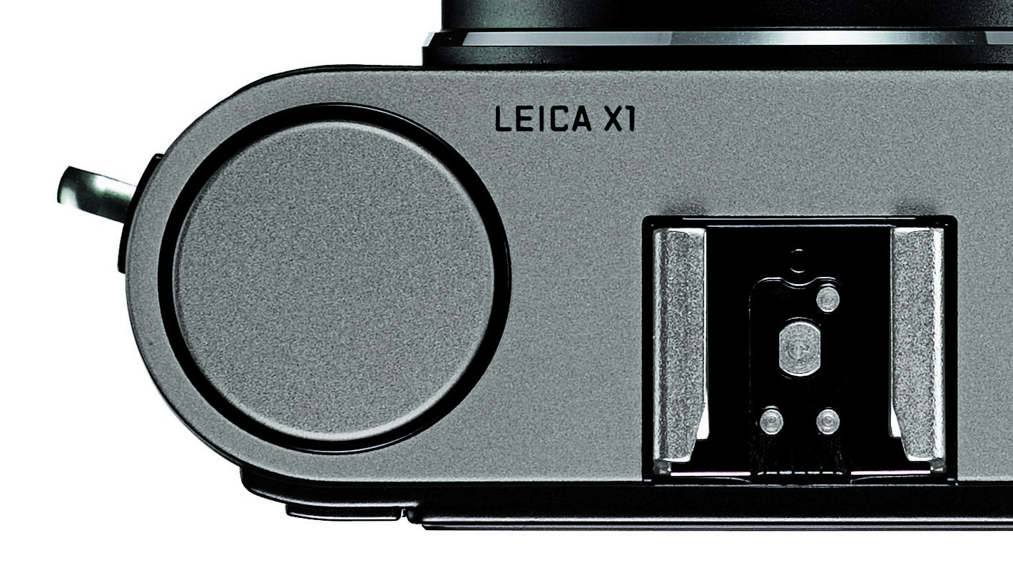 Leica X1