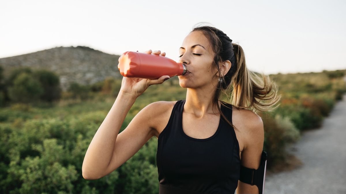 What's the best drink for hydration for runners? | Advnture