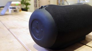 Sharp GX-BT480 bluetooth speaker review