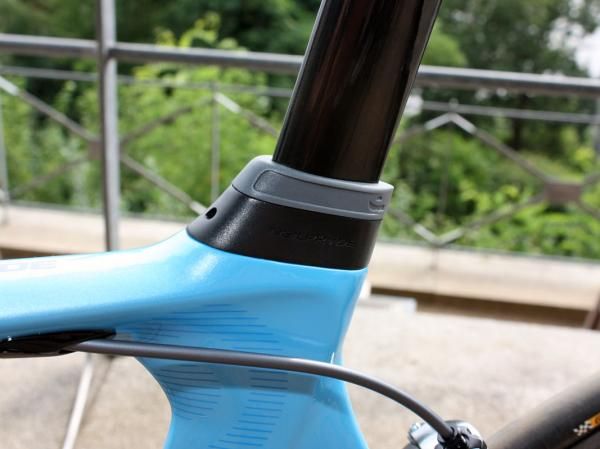 NeilPryde's 'Q-Fit' system is essentially a tight-fitting rubber seal (in grey) up top that helps record the saddle height in case the bike is packed for shipping.