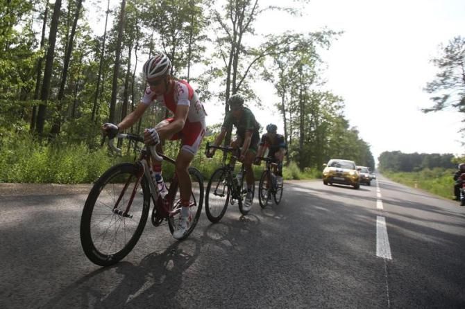The breakaway heads through the Polish countryside
