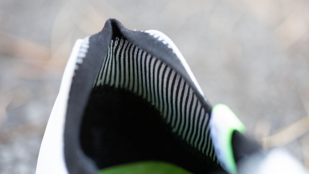 Q36.5 Unique Shoe heel cup retention