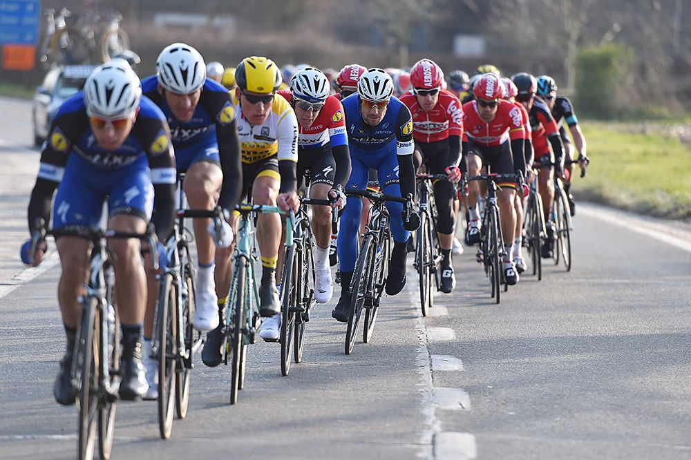 Etixx-QuickStep lead the chase at Omloop Het Nieuwsblad