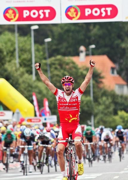R&eacute;mi Cusin (Cofidis) wins stage 2 in Aarhus.