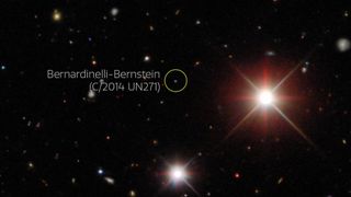 Karanlık Enerji Araştırması tarafından çekilen bir görüntü, Comet Bernardinelli-Bernstein'ı gösteriyor.