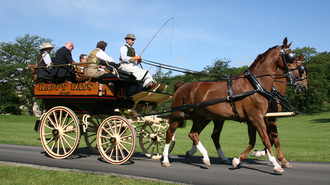 Happy Days Charabanc - Beamish Museum