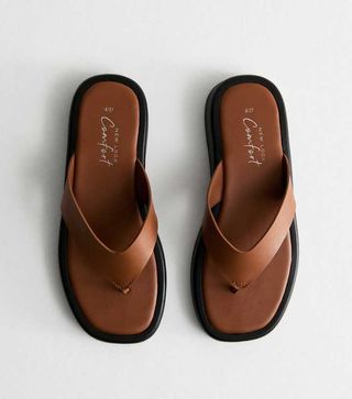 New Look, Tan Leather-Look Chunky Toepost Sandals