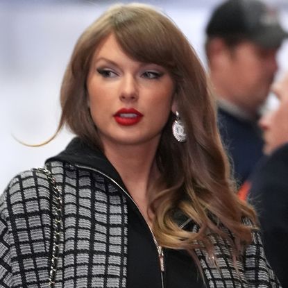 Taylor Swift wears Chanel resort 2025 to the chiefs game on Jan. 18